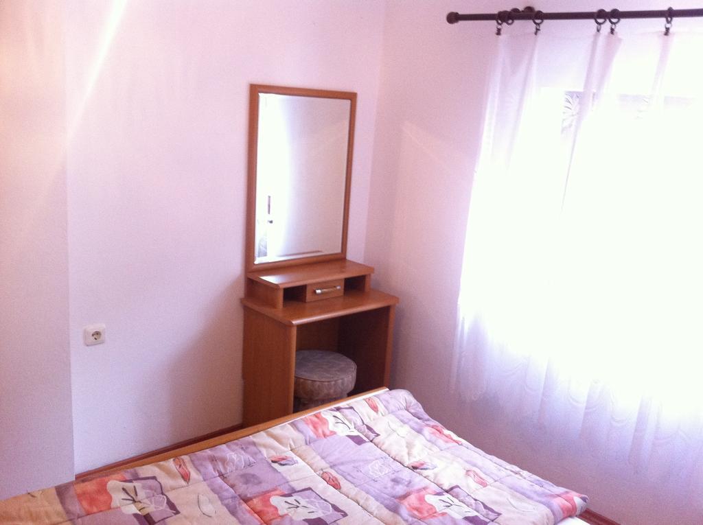 Apartmani Cempres Senj Senj  Δωμάτιο φωτογραφία